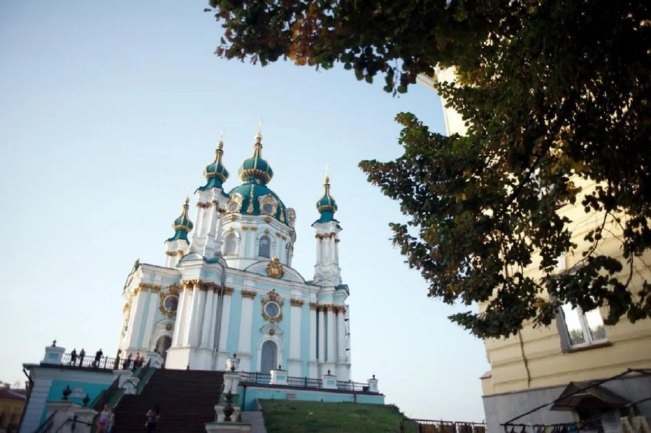 Podil Apart Near Poschtova Square History Center Kyiv