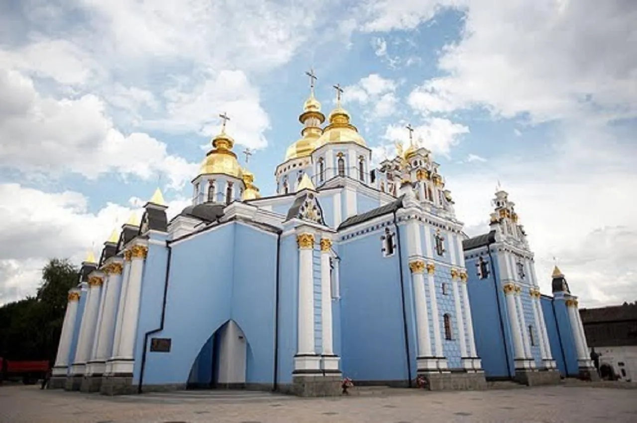 Podil Apart Near Poschtova Square History Center Kyiv Apartment
