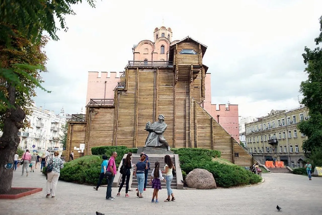 Podil Apart Near Poschtova Square History Center Kyiv Ukraine