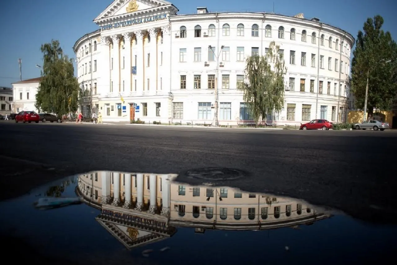 Podil Apart Near Poschtova Square History Center Kyiv